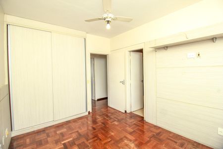 Apartamento à venda com 160m², 4 quartos e 2 vagasSuíte