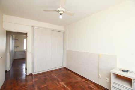 Apartamento à venda com 160m², 4 quartos e 2 vagasQuarto 1