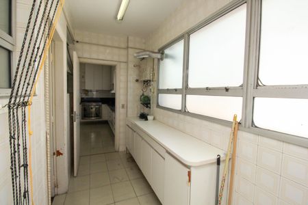 Apartamento à venda com 160m², 4 quartos e 2 vagasÁrea de Serviço