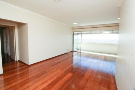 Apartamento à venda com 160m², 4 quartos e 2 vagasSala
