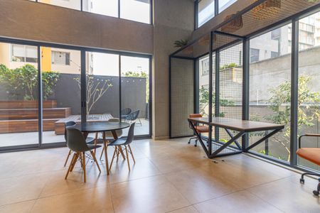 Studio à venda com 24m², 1 quarto e sem vaga Studio à venda com 24m², 1 quarto e sem vagaCoworking