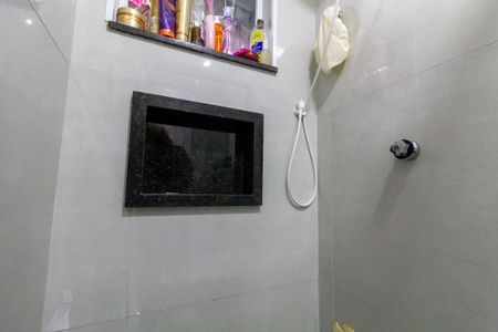 Apartamento para alugar com 34m², 2 quartos e sem vagaBanheiro