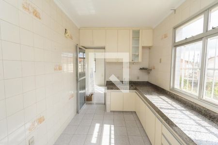Casa à venda com 3 quartos, 150m² em Santa Cruz Industrial, Contagem