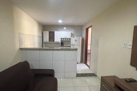 Casa para alugar com 54m², 2 quartos e sem vaga Casa para alugar com 54m², 2 quartos e sem vagaSala