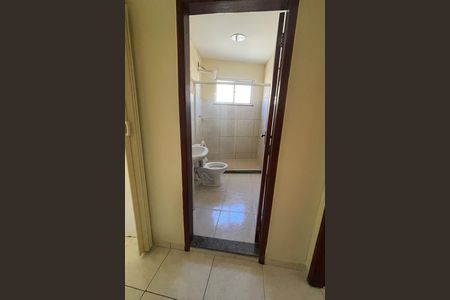 corredor de casa para alugar com 2 quartos, 54m² em Parque Centenario, Duque de Caxias