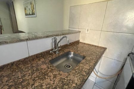 Cozinha de casa para alugar com 2 quartos, 54m² em Parque Centenario, Duque de Caxias