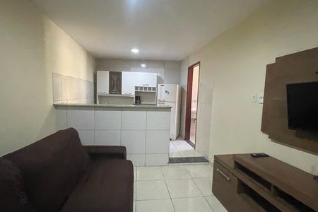 Casa para alugar com 54m², 2 quartos e sem vaga Casa para alugar com 54m², 2 quartos e sem vagaSala