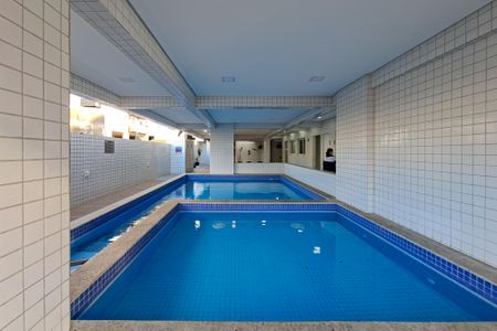 Apartamento para alugar com 64m², 1 quarto e 1 vagaÁrea comum - Piscina