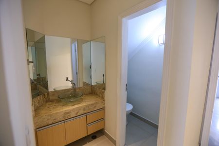 Casa para alugar com 207m², 4 quartos e 2 vagas Casa para alugar com 207m², 4 quartos e 2 vagasLavabo