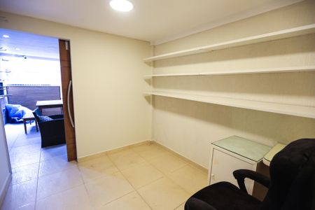 Casa para alugar com 207m², 4 quartos e 2 vagas Casa para alugar com 207m², 4 quartos e 2 vagasEscritório