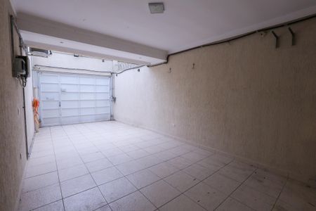 Casa para alugar com 207m², 4 quartos e 2 vagas Casa para alugar com 207m², 4 quartos e 2 vagasGaragem