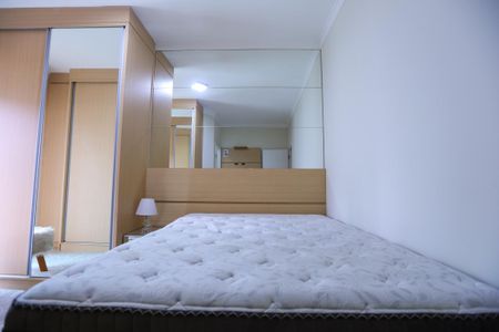 Casa para alugar com 207m², 4 quartos e 2 vagas Casa para alugar com 207m², 4 quartos e 2 vagasSuíte