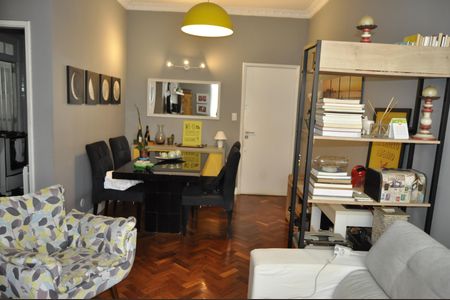 Sala de apartamento para alugar com 2 quartos, 60m² em Riachuelo, Rio de Janeiro