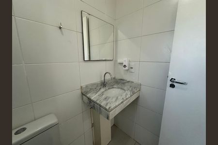 Apartamento para alugar com 70m², 3 quartos e 2 vagas Apartamento para alugar com 70m², 3 quartos e 2 vagasBanheiro