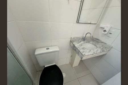 Apartamento para alugar com 70m², 3 quartos e 2 vagas Apartamento para alugar com 70m², 3 quartos e 2 vagasBanheiro
