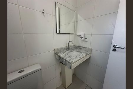Apartamento para alugar com 70m², 3 quartos e 2 vagas Apartamento para alugar com 70m², 3 quartos e 2 vagasBanheiro
