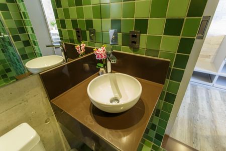 Apartamento à venda com 74m², 1 quarto e 1 vaga Apartamento à venda com 74m², 1 quarto e 1 vagaBanheiro