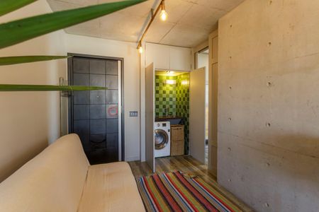 Apartamento à venda com 74m², 1 quarto e 1 vaga Apartamento à venda com 74m², 1 quarto e 1 vagaÁrea de Serviço