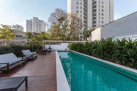 Apartamento à venda com 74m², 1 quarto e 1 vaga Apartamento à venda com 74m², 1 quarto e 1 vagaÁrea comum - Piscina