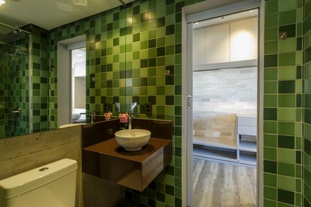 Apartamento à venda com 74m², 1 quarto e 1 vaga Apartamento à venda com 74m², 1 quarto e 1 vagaBanheiro