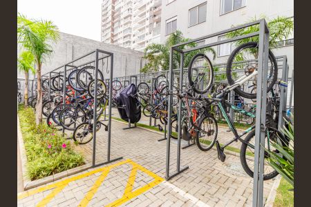 Apartamento à venda com 30m², 1 quarto e sem vaga Apartamento à venda com 30m², 1 quarto e sem vagaÁrea comum - Biciletário