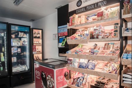 Studio à venda com 24m², 1 quarto e sem vagaÁrea comum - Loja de conveniência