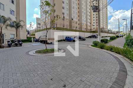 Apartamento à venda com 32m², 2 quartos e sem vaga Apartamento à venda com 32m², 2 quartos e sem vagaÁrea Comum