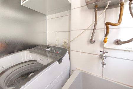 Apartamento à venda com 44m², 2 quartos e 1 vaga Apartamento à venda com 44m², 2 quartos e 1 vagaÁrea de Serviço
