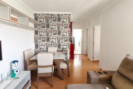 Sala de apartamento para alugar com 2 quartos, 44m² em Jardim do Lago Ii, Campinas