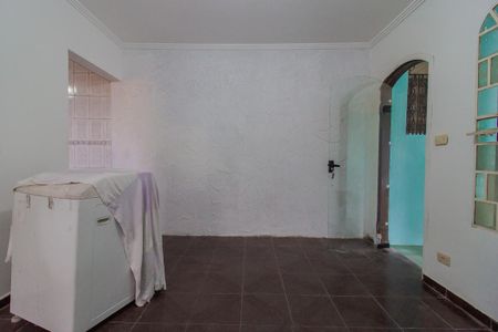 Casa para alugar com 200m², 2 quartos e 1 vaga Casa para alugar com 200m², 2 quartos e 1 vagaSala
