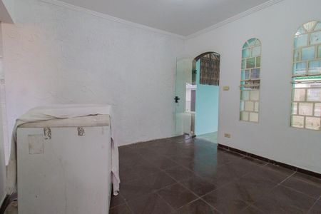 Casa para alugar com 200m², 2 quartos e 1 vaga Casa para alugar com 200m², 2 quartos e 1 vagaSala
