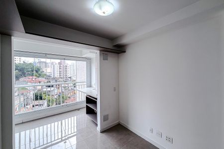 Sala de kitnet/studio para alugar com 1 quarto, 38m² em Cambuci, São Paulo