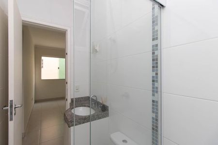 Apartamento para alugar com 40m², 2 quartos e 1 vaga Apartamento para alugar com 40m², 2 quartos e 1 vagaBanheiro