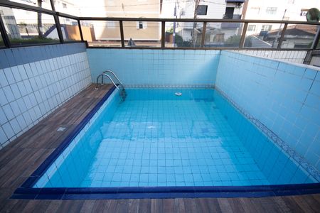 Apartamento para alugar com 85m², 2 quartos e 1 vaga Apartamento para alugar com 85m², 2 quartos e 1 vagaÁrea comum - Piscina