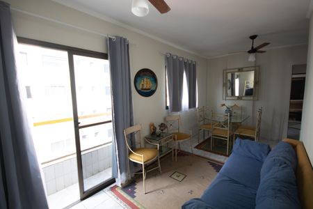 Sala de apartamento para alugar com 2 quartos, 85m² em Vila Tupi, Praia Grande