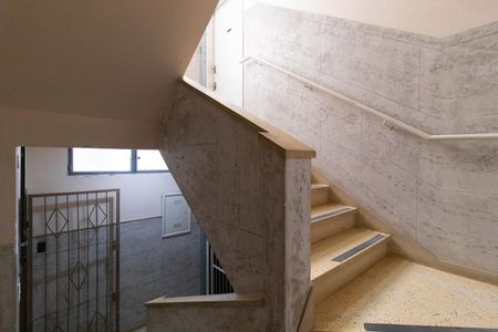 Apartamento à venda com 51m², 1 quarto e sem vagaEscadas