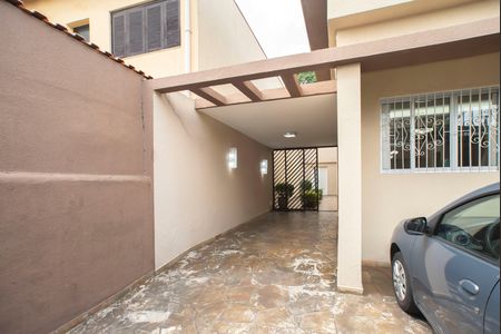 Garagem de casa à venda com 4 quartos, 340m² em Planalto Paulista, São Paulo