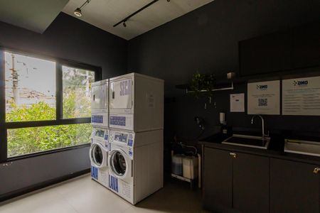 Studio à venda com 29m², 1 quarto e 1 vaga Studio à venda com 29m², 1 quarto e 1 vagaÁrea comum - Lavanderia