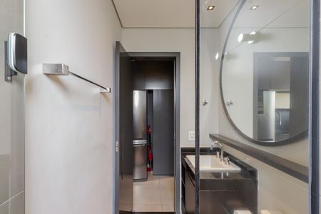 Studio à venda com 29m², 1 quarto e 1 vaga Studio à venda com 29m², 1 quarto e 1 vagaBanheiro