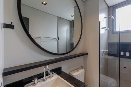 Banheiro de kitnet/studio para alugar com 1 quarto, 29m² em Vila Olímpia, São Paulo