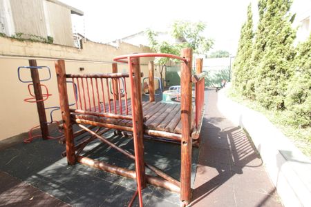 Apartamento à venda com 49m², 2 quartos e 1 vagaÁrea comum - Playground