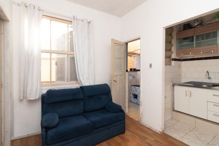 Sala de apartamento para alugar com 1 quarto, 34m² em Centro Histórico, Porto Alegre