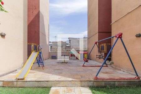 Apartamento à venda com 71m², 2 quartos e 1 vagaÁrea comum