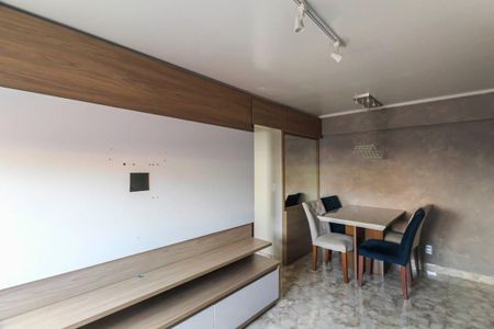 Apartamento à venda com 71m², 2 quartos e 1 vagaSala