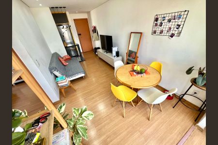 Sala de apartamento à venda com 2 quartos, 48m² em Planalto, Belo Horizonte