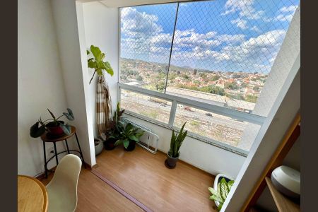 Varanda da Sala de apartamento à venda com 2 quartos, 48m² em Planalto, Belo Horizonte