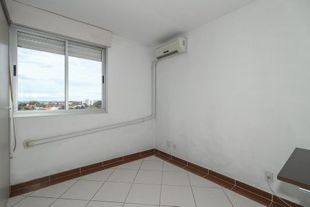 Quarto de apartamento para alugar com 1 quarto, 38m² em Rubem Berta, Porto Alegre