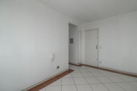 Sala de apartamento para alugar com 1 quarto, 38m² em Rubem Berta, Porto Alegre