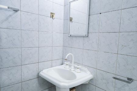 Apartamento para alugar com 32m², 1 quarto e sem vagaBanheiro 