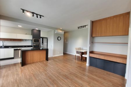 Apartamento para alugar com 91m², 2 quartos e 2 vagasSala